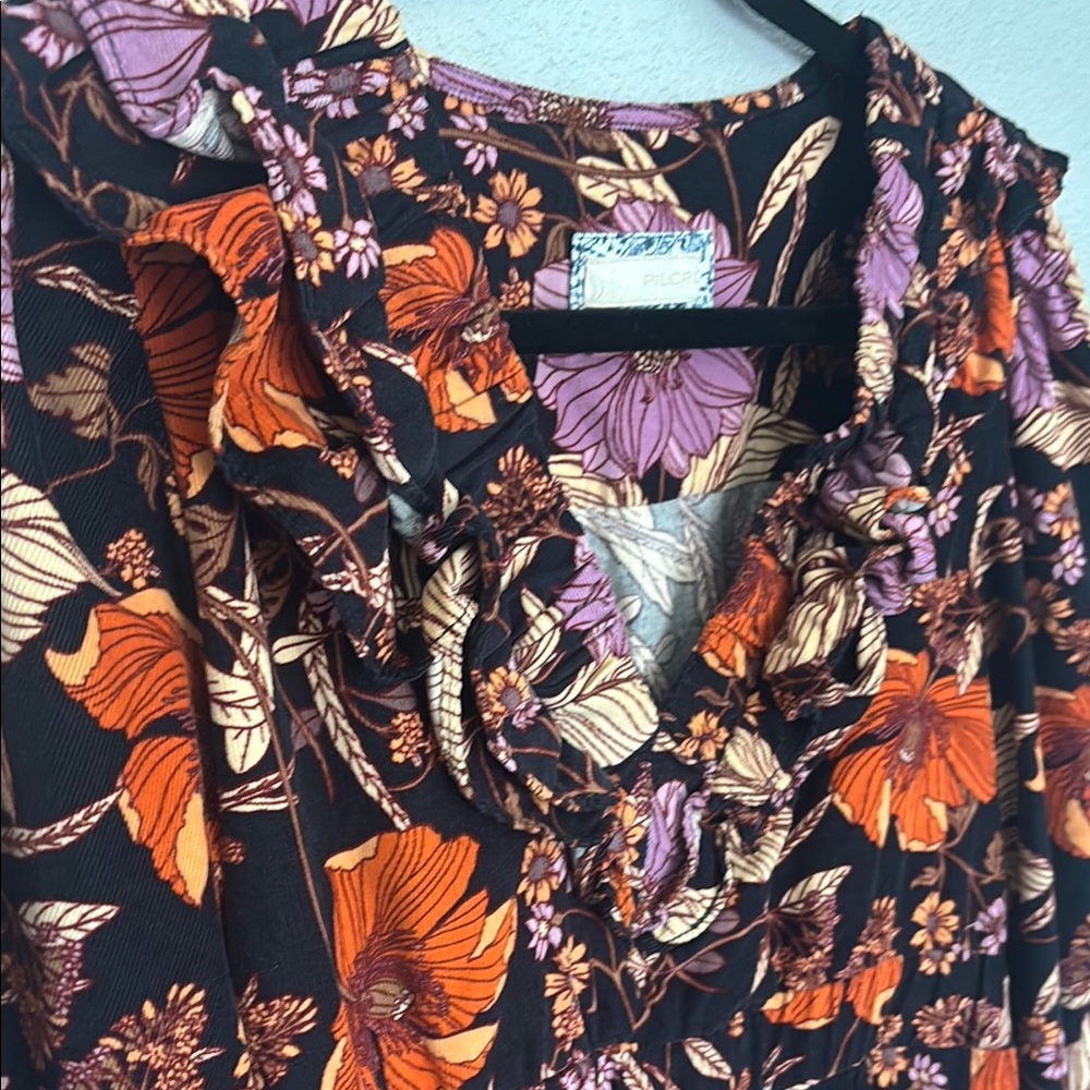 Pilcro Ruffled Orange and Purple 3/4 Sleeve Blouse - Picture 3 of 7
